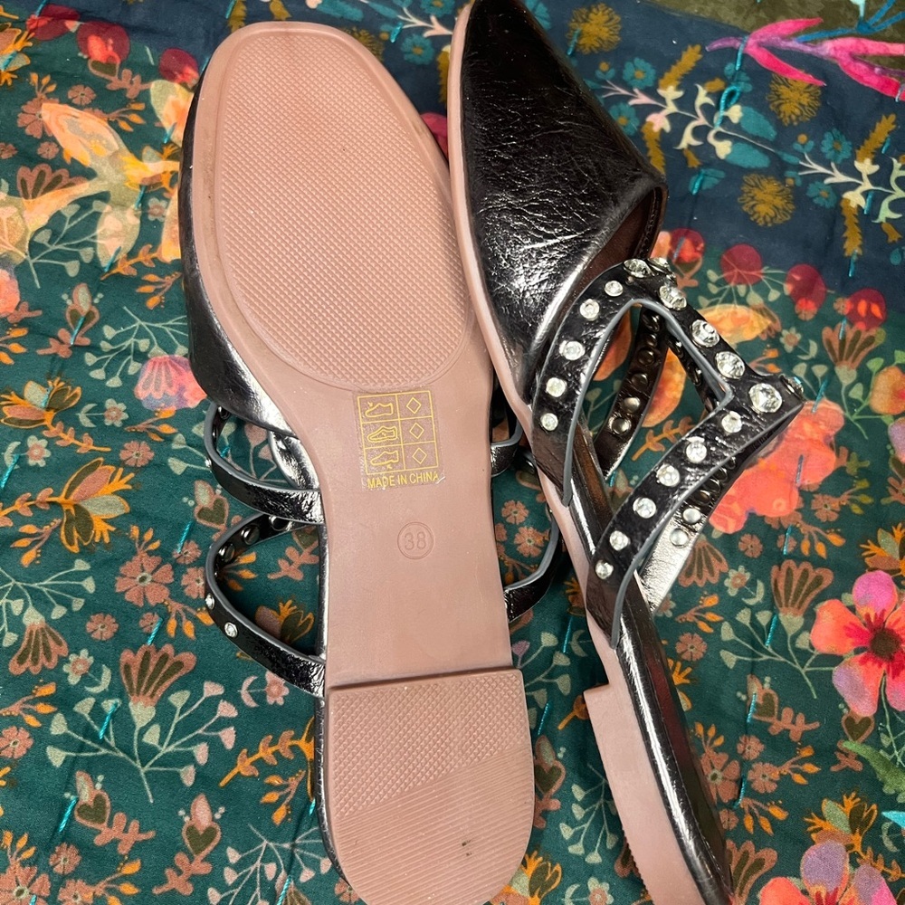 Chic silver Rhinestone Sandals - Picture 2 of 7